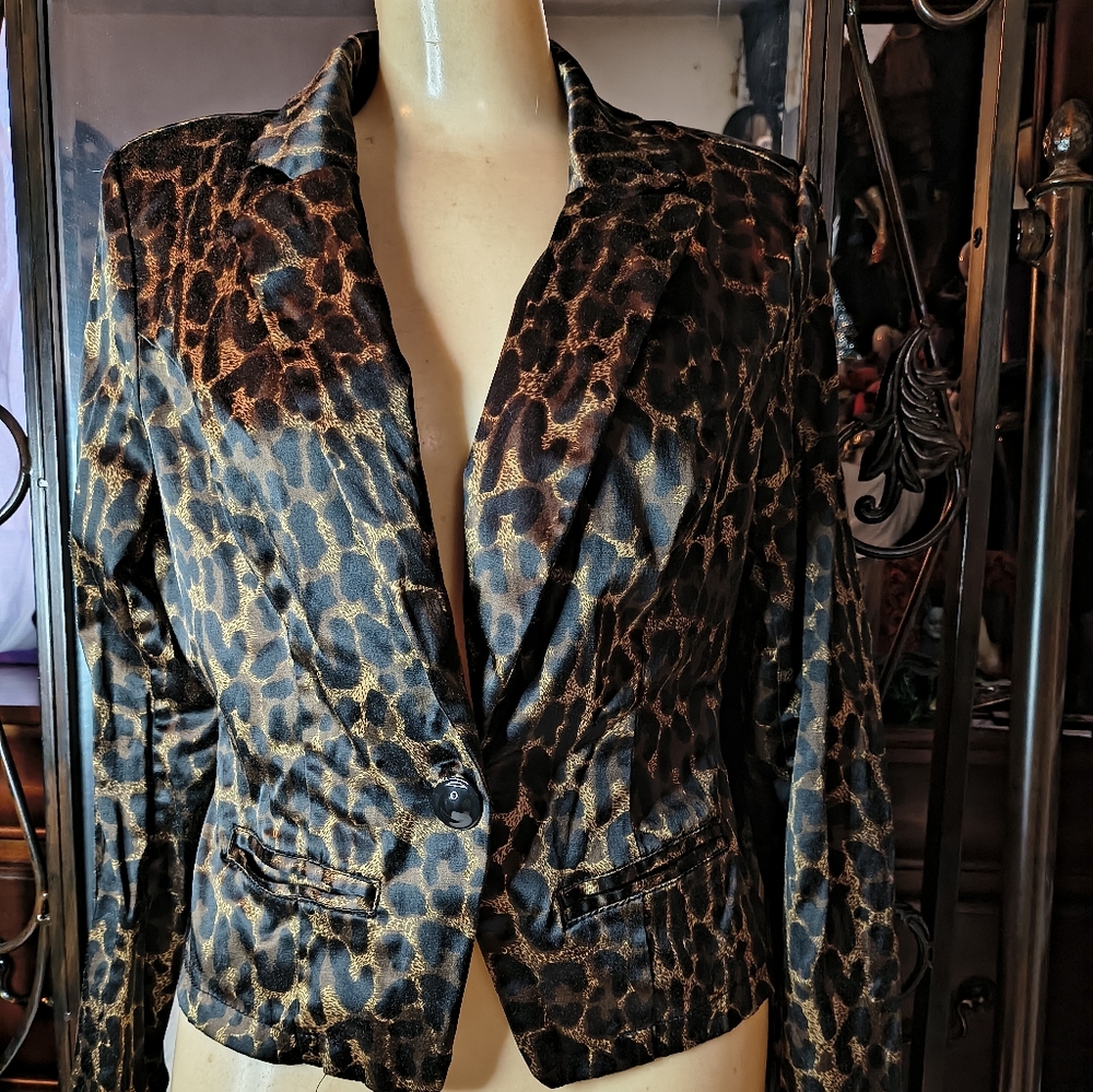 Charlotte Russe Animal Print Blazer
